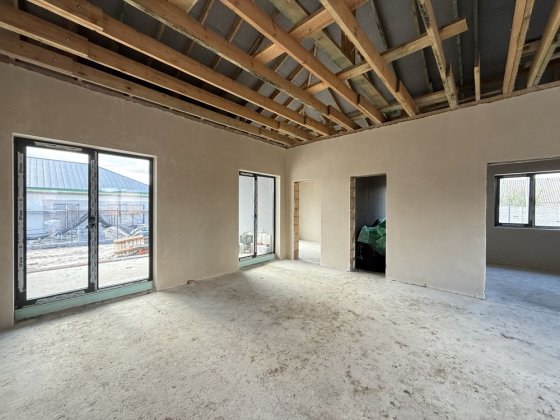 Продам одноповерховий будинок Білогородка! Частковий ремонт!