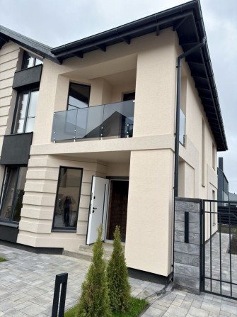 Дуплекс 2 поверхи в ЖК БЕЗ КОМІСІЇ 125 м2 2,43 сотки Гатне - фото 1