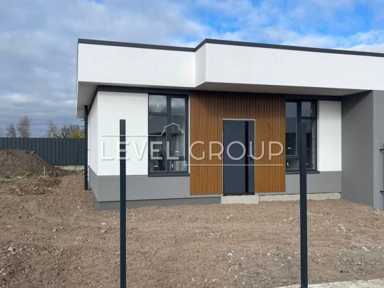 Продаж будинку-дуплексу 74 кв.м  3- к з Газом  в Святопетрівському Святопетрівське