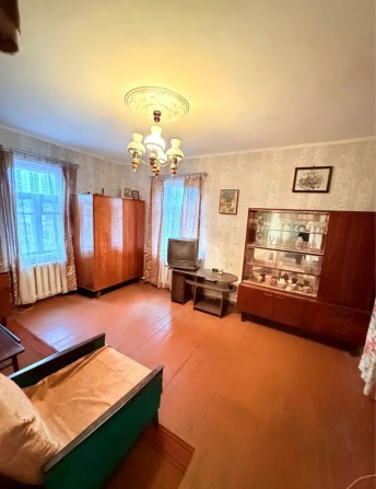 Продам будинок ( частина ) Ворзель вул.Яблунська 3 - фото 1