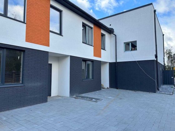 Продаж таунхаусу с. Ворзель 103м2. 3 кімнати. Всі комунікації. ID:755 Ворзель