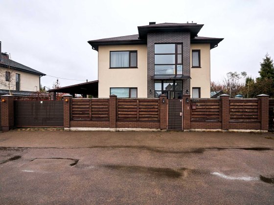 БЕЗ % Продаж цегляного газифікованого будинку Білогородка 5к