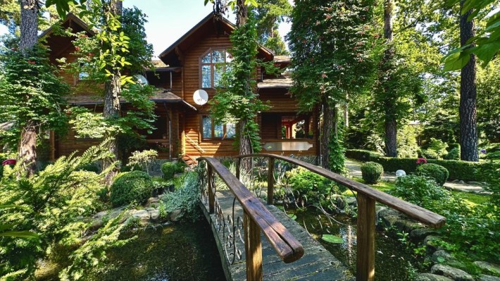 Продаж еко будинку з власним озером та соснами на території - фото 1