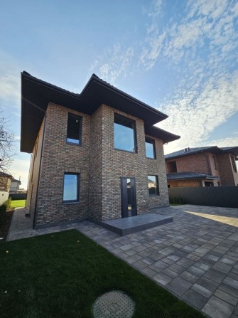 Продаю двоповерховий будинок на 178м2 в с Гатне!! Газ, - фото 1