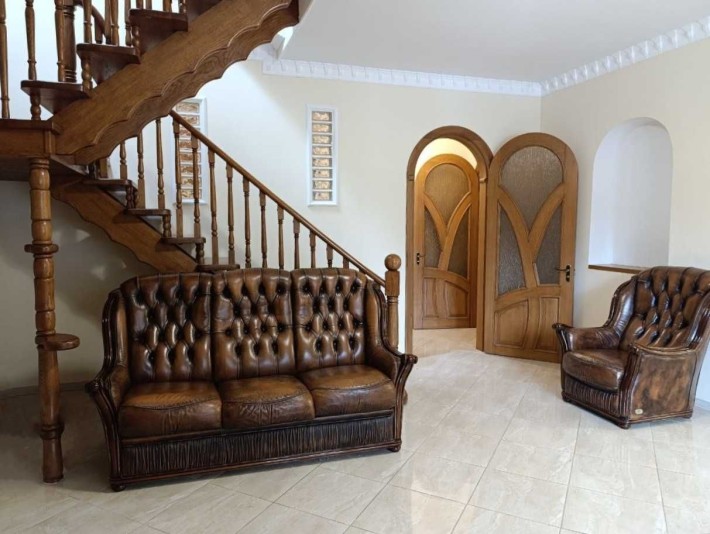 Продаж будинку 205м2. 4 кімнати. Камін. Гараж. В оточені лісу.ID:671 - фото 1