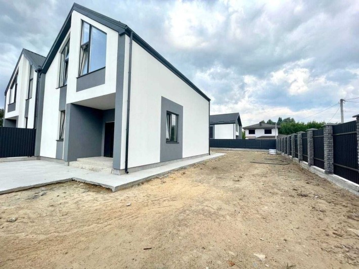 дуплекс в Білогородці,на 5 соток,під чистове оздоблення, тепла підлога - фото 1