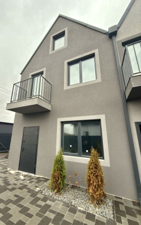 Таунхаус в Білогородці 55,6 м2 БЕЗ КОМІСІЇ! без ремонту, ВИГІДНО! - фото 1