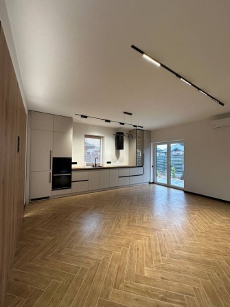 Будинок в лісовій локації Ворзеля - фото 1