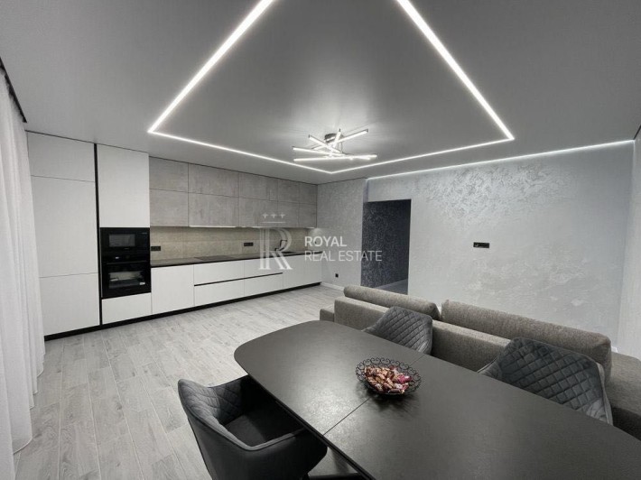 Продаж Будинку Гатне 3к 125м2 Скважина Сигналізація Паркомісця 10КВт - фото 1