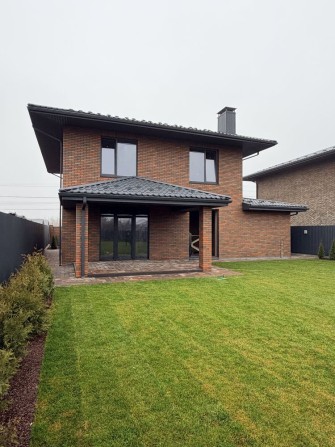 Продається двохповерховий Будинок на 190м2 в с Гатне - фото 1