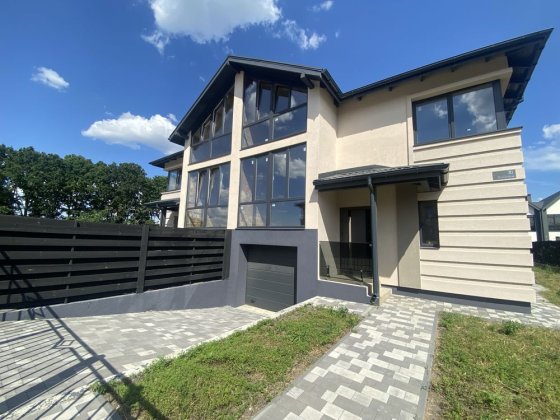 Дуплекс 160м2 з ГАРАЖЕМ‼️газ та центральні комунікаціі Гатное