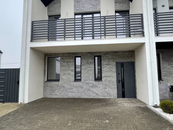 Продається таунхаус з ремонтом в Святопетрівському Святопетровское