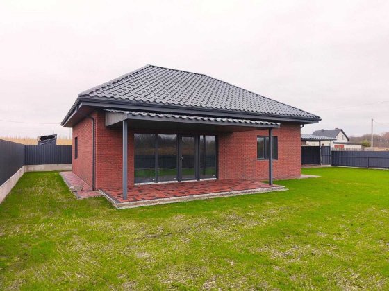 Цегляний будинок в Білогородці 100 м2 5 соток 3 кімнати Укриття