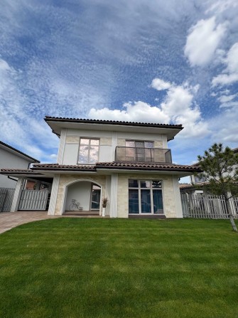 Будинок з дизайнерським РЕМОНТОМ 6 соток 160 м2 БЕЗ КОМІСІЇ Гатне - фото 1