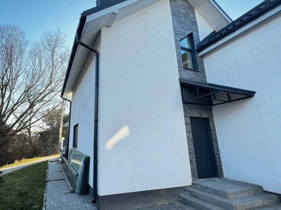 Таунхаус з ремонтом біля озера, До Київа 7км