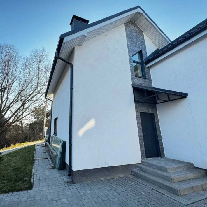 Таунхаус з ремонтом біля озера, До Київа 7км - фото 1