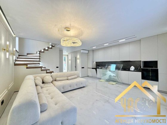 БЕЗ КОМІСІЇ! Продаж стильного дуплексу з дизайнерським ремонтом! Є ГАЗ Гатне