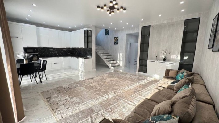 Будинок 170м2/4 сотки з ремонтом та меблями | Гатне| БЕЗ КОМІСІЇ! - фото 1