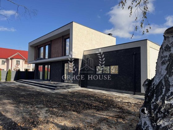 Продажа нового дома у озера Конча-Заспа Козин закрытый городок 8 соток Козин