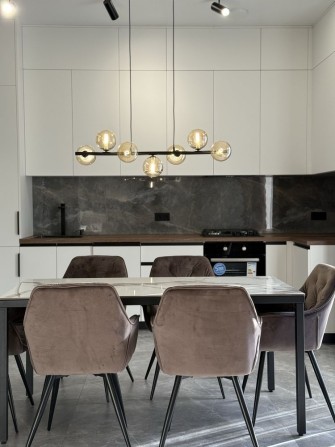 Будинок з дизайнерським ремонтом у м.Ворзель - фото 1