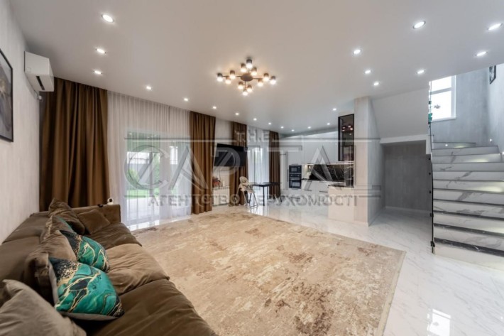 КЛАСНИЙ будинок під Києвом Гатне поряд Теремки Голосіївський ТЕРМІНОВО - фото 1