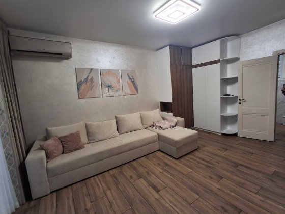 Дуплекс з ремонтом, меблями та технікою | 6 соток | 7 км до Києва Крюковщина