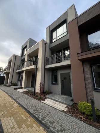 РОЗТЕРМІНУВАННЯ 12міс! /Таунхаус 81м2/ Центральні комунік./Без комісії - фото 1