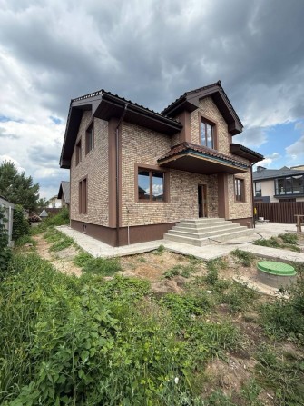 Продаж будинку з підвалом у Гатному, 5.5 соток, газ - фото 1