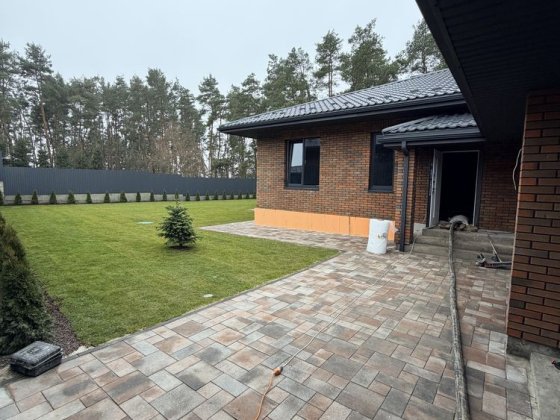 Продається одноповерховий будинок на 266м2, ГАЗ/ в с Білогородка