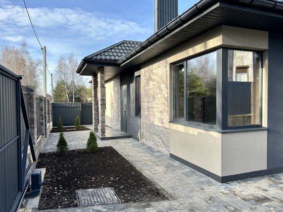 Будинок на в'їзді у Ворзель, поруч Буча.35 000 $ Ворзель