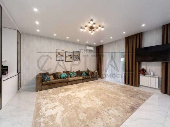 Продаж найкращого будинку в с.Гатне! Гатне