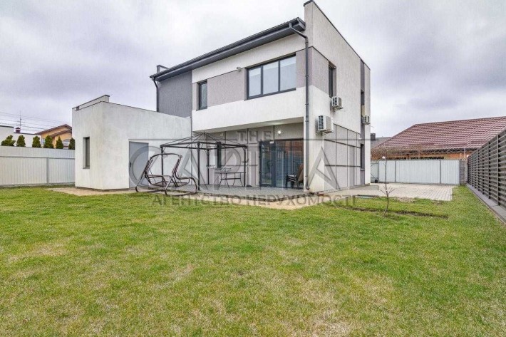 Продажа дома с дизайнерским ремонтом ГАТНЕ участок 5 соток - фото 1