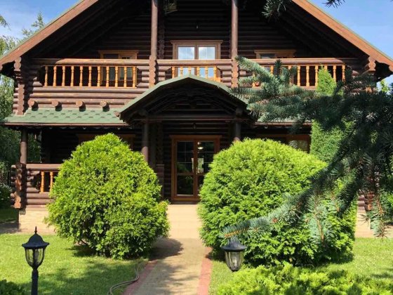 Заміська резиденція з власним виходом до берегу Дніпра с. Вишеньки Вишеньки