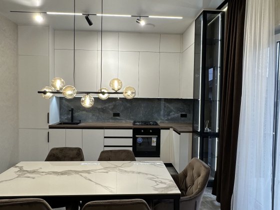 Стильний одноповерховий будинок з ремонтом - заїжджай і живи! Ворзель