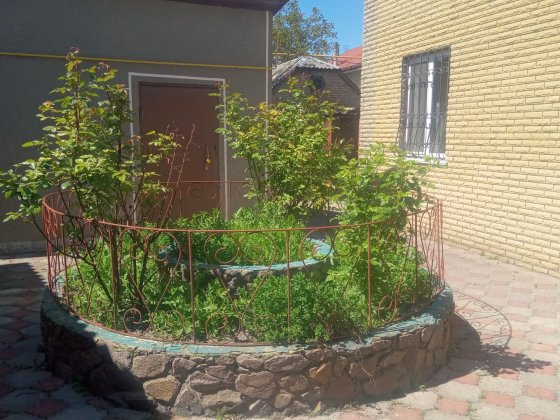 Продажа дома с.Гатное 300м жилой ,парк, лес, озеро  рядом Гатне