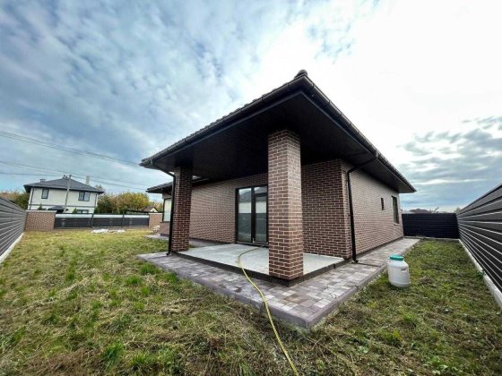 Якісний одноповерховий будинок в Білогородці Газ Тераса 132 м2 6 соток