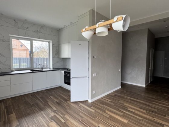 Будинок із ремонтом, с. Гнідин, новий Гнідин