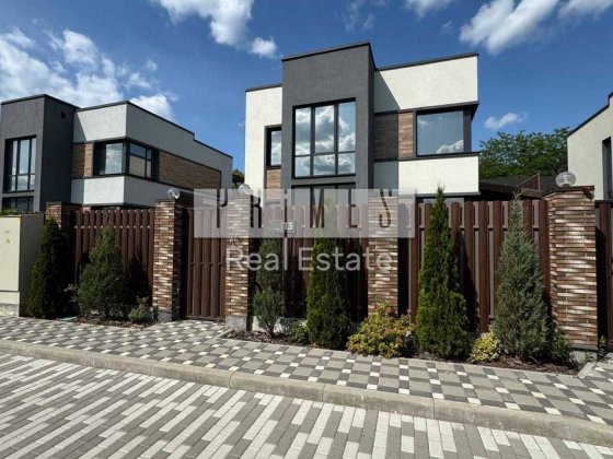 Продаж 4к будинку у закритому котеджному містечку, с. Лісники Лесники