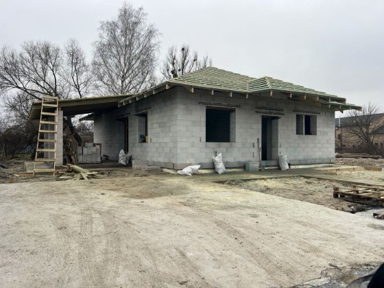 Продаж 105 кв 3 окремі кімнати 5,5 соток Гнідин Гнедин Гнедин