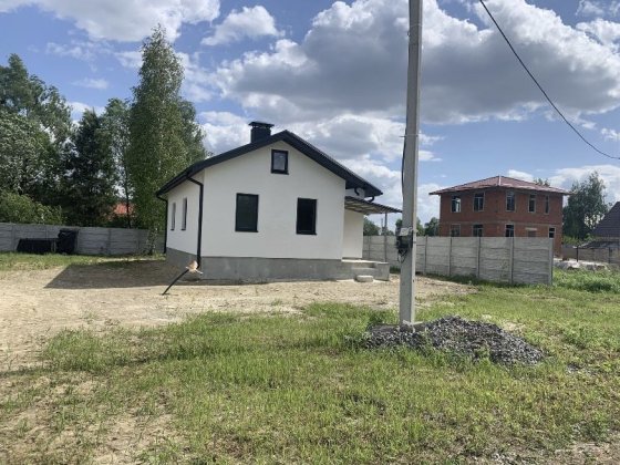 Гнідин будинок 60 м.кв з видом на ліс. Гнедин