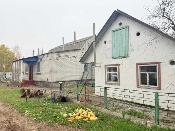 Будинок з комунікаціями, Гнідин Центр БЕЗ% - фото 1