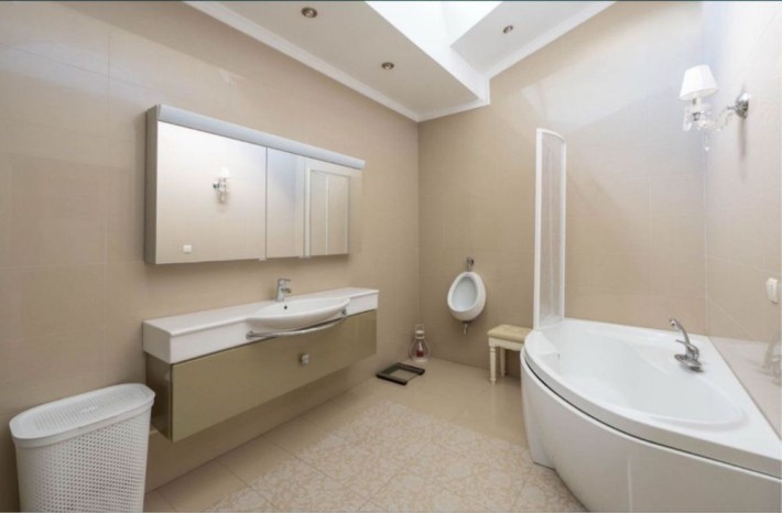 Продажа!Межигорье!23сот!Дом с ремонтом,басейн - фото 1