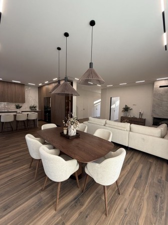 Будинок з ремонтом. Ходосівка. Лісники. 10 сот. Тепловий насос. - фото 1