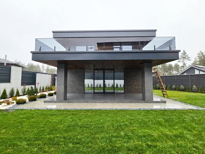 Будинок з цегли 220 м2 з терасою біля лісу навіс 4 авто с. Ходосівка - фото 1