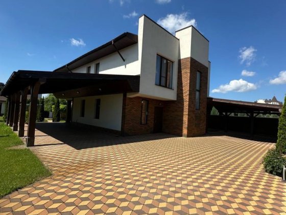 Продаж Будинку з ремонтом КМ Ясний Хутір. Газ, Підвал, 12 соток, Озеро Лесники