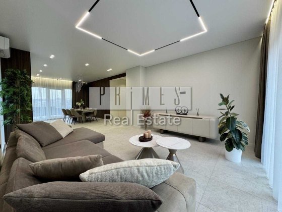 Продаж будинок 205м2 ремонт меблі Лісники Козин 8 соток Лесники