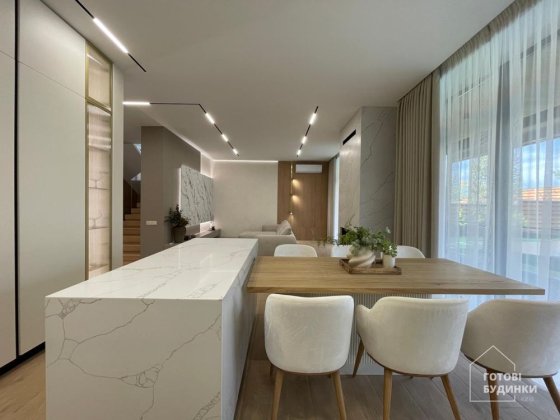 Будинок з меблями та ГАЗОМ | 225м2 | 9.5 соток | Ходосівка | Басейн Ходосовка