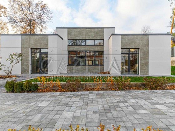 Продаж Будинку, Лісники, 4 кімнати, 8 соток Лесники