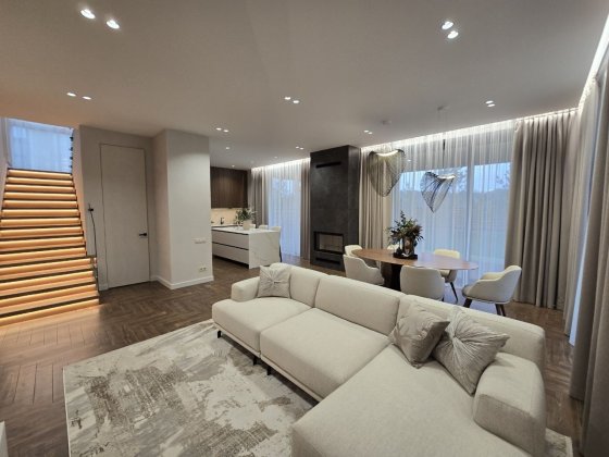 Будинок 230 м газ сосни дизайн ремонт КМ охорона с Ходосівка 8 км Київ Ходосовка