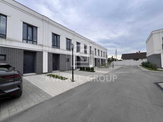 Продам таунхаус в комплексі закритого типу Lake Kanevo. Без комісії! Нові Петрівці